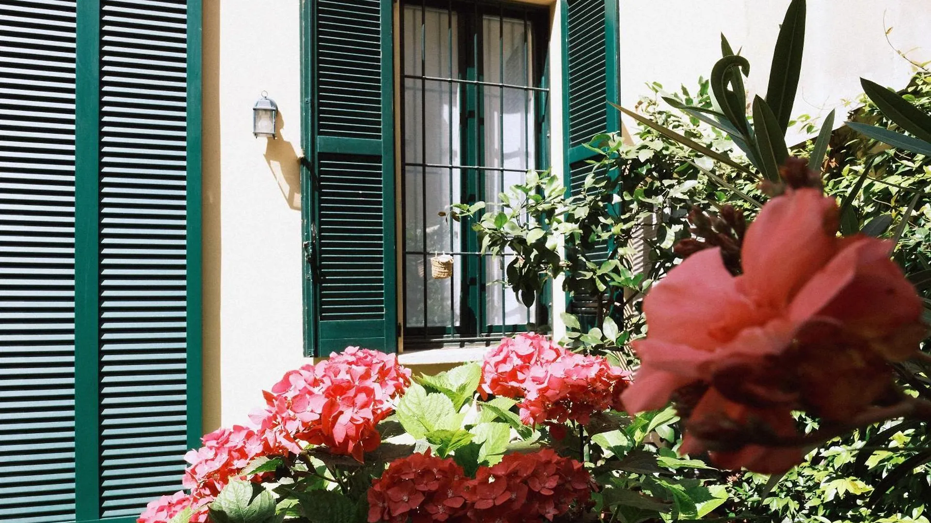 Comecasa Flowery Terraced Apartment Milán Itálie