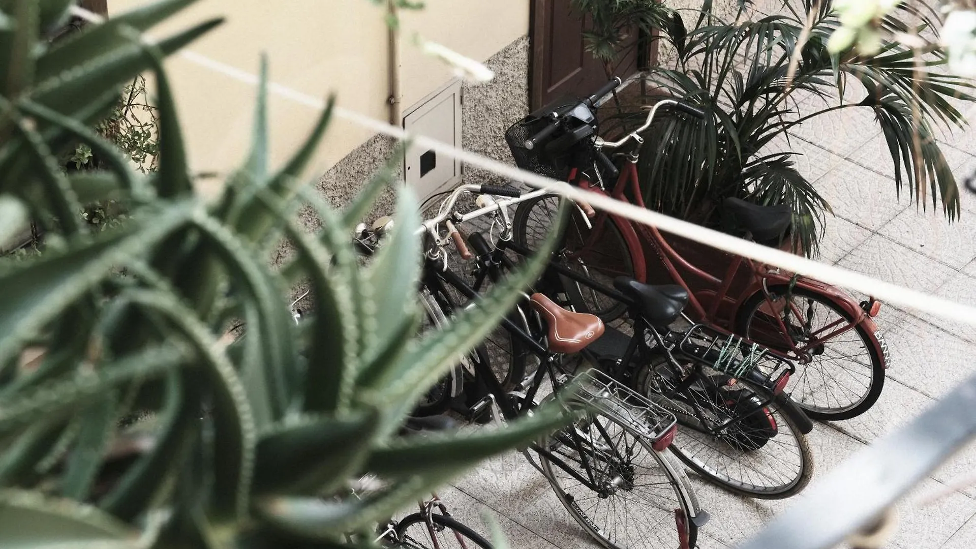 Comecasa Flowery Terraced Apartment Mailand Italien